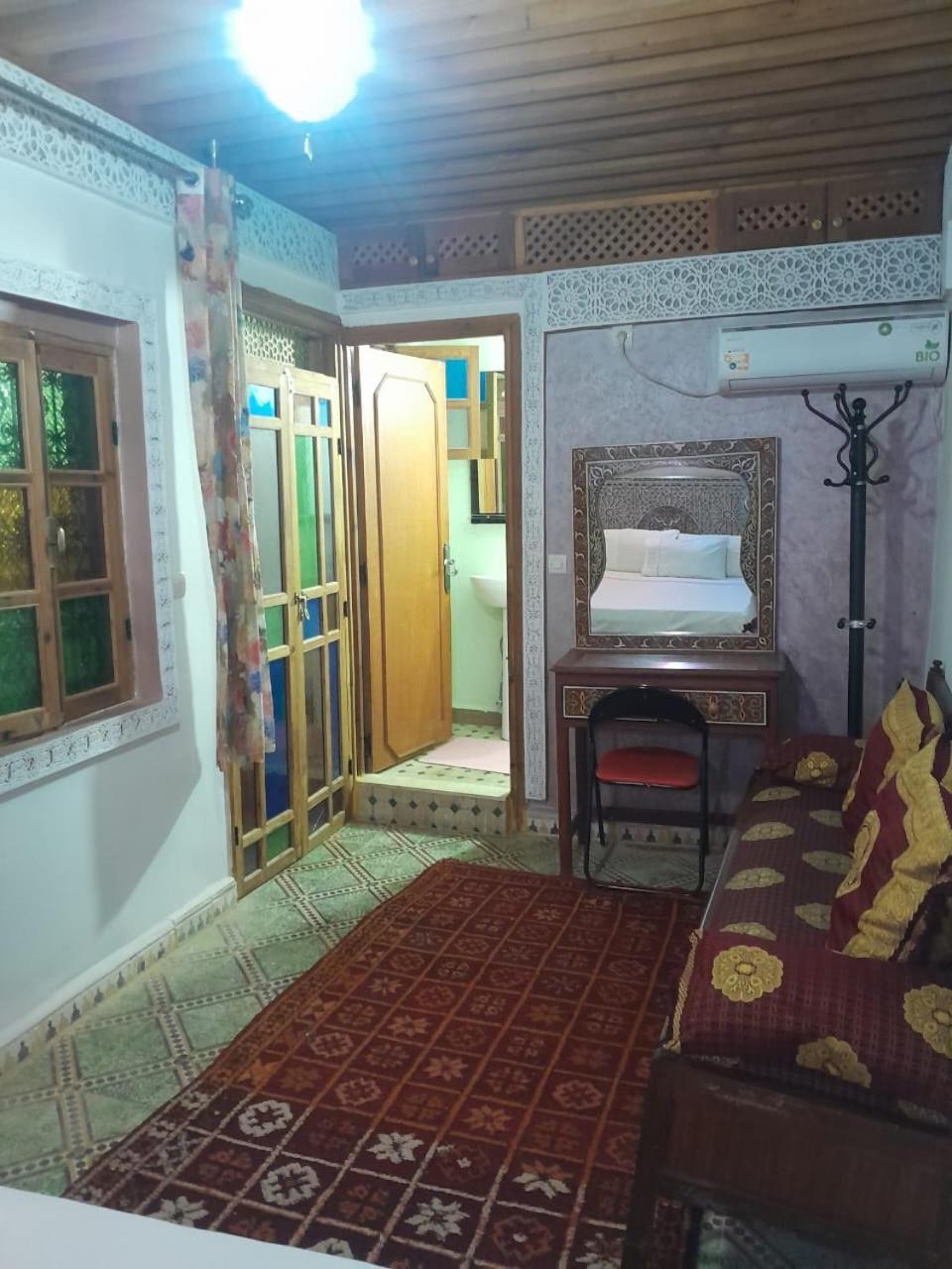 Ferienwohnung Famille Fahym Fès Exterior foto